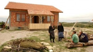 Povratak porodica na KiM 11 jul 2015